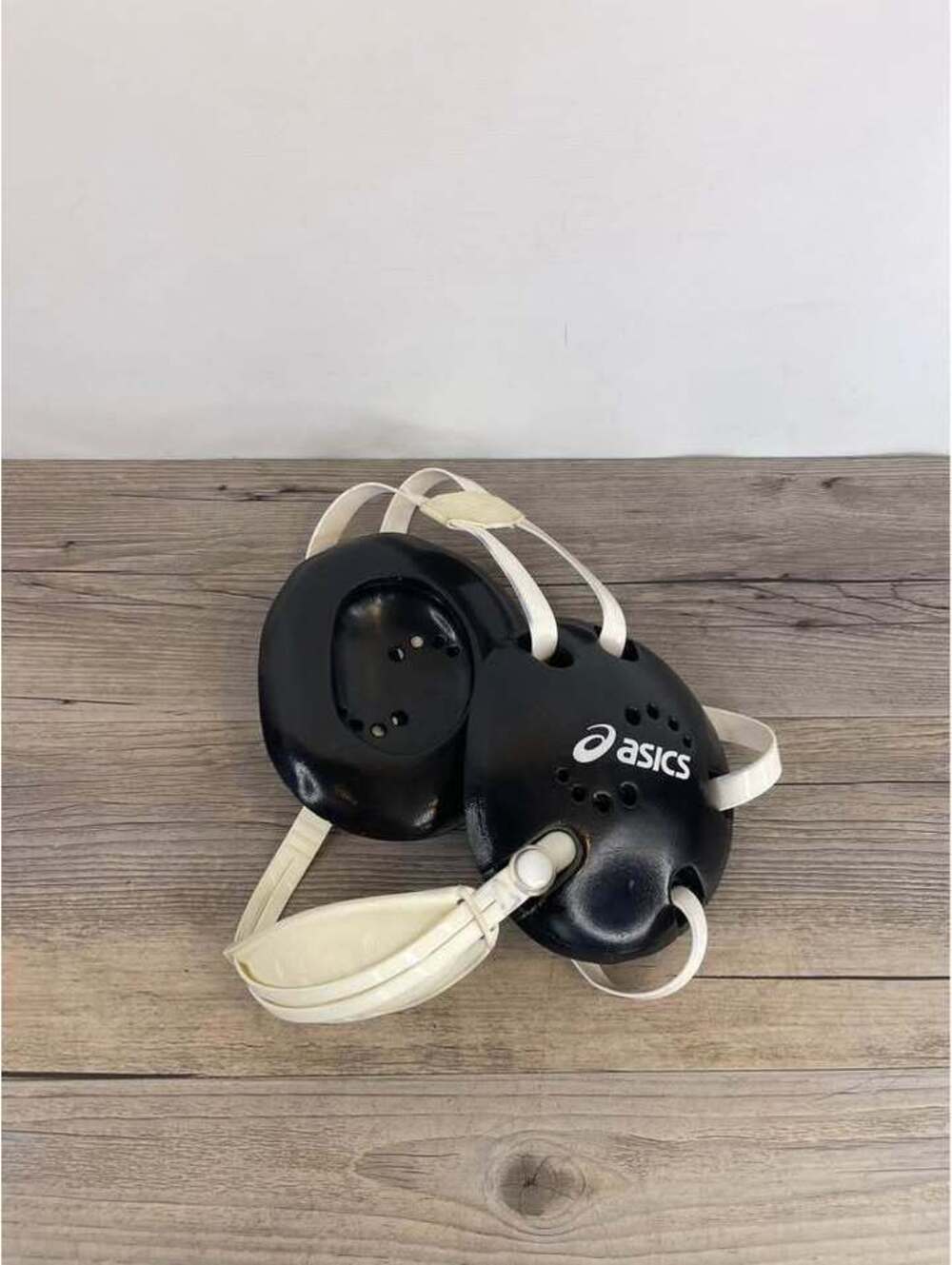 ASICS Gel Wrestling Headguard Ear Guards Black White Athletic Protective Gear